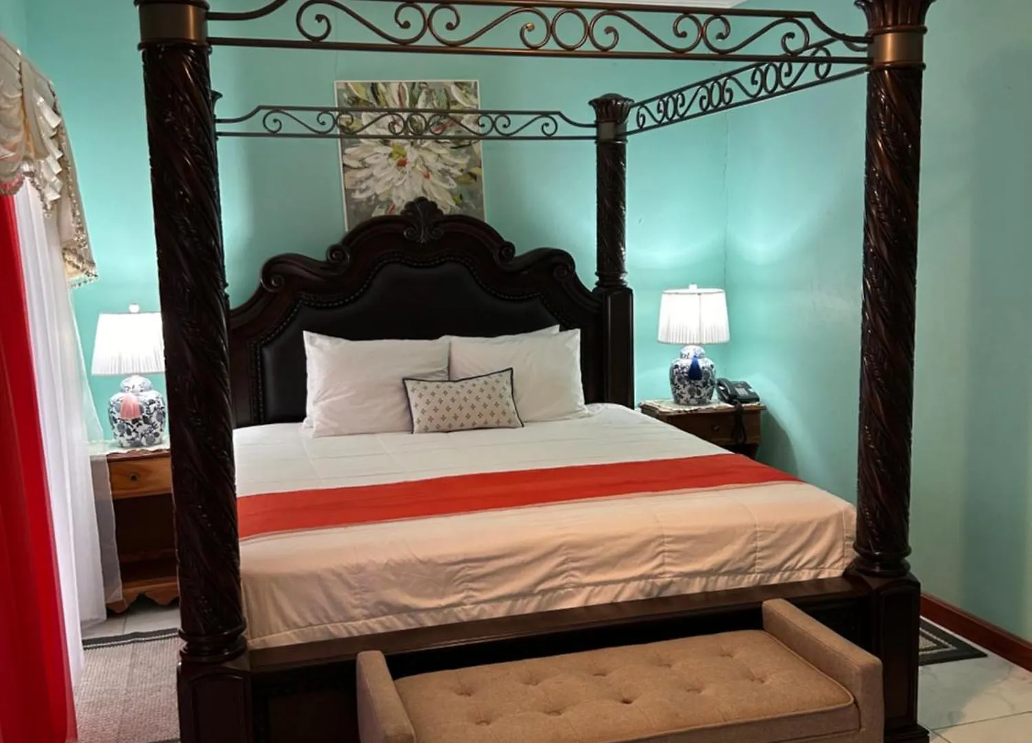 Rayon Hotel Negril