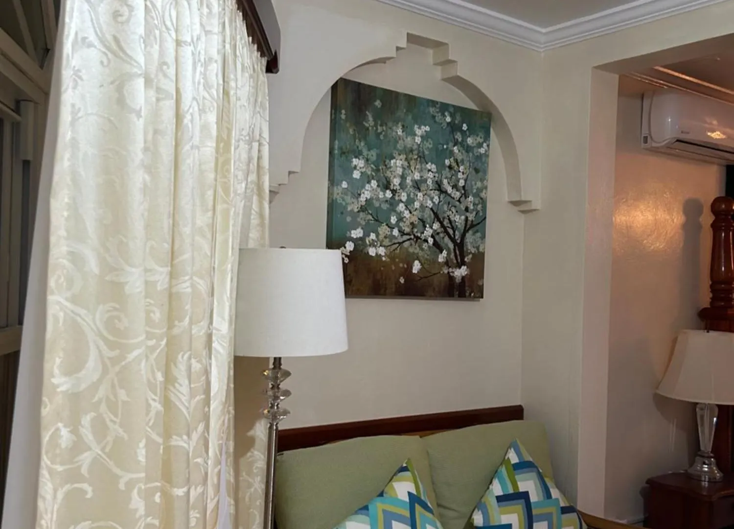 Rayon Hotel Negril