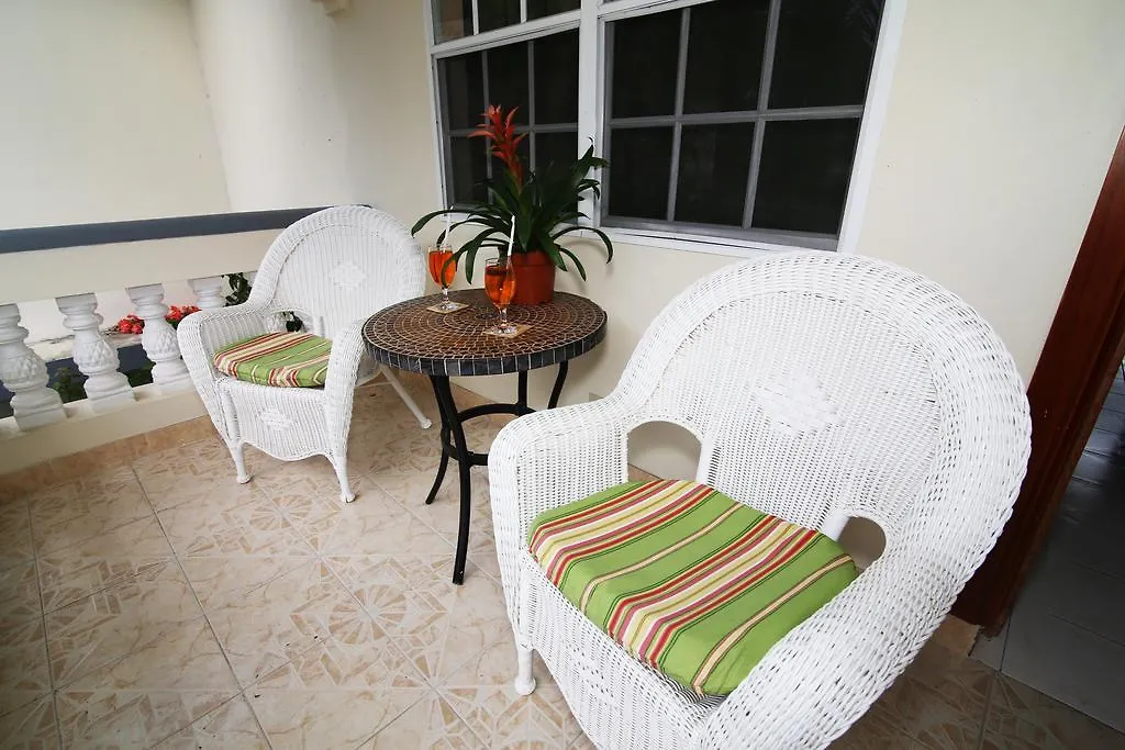 Rayon Hotel Negril 4*,