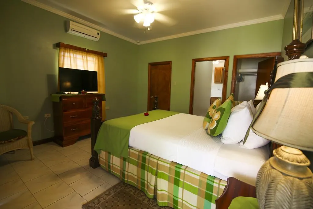 Rayon Hotel Negril