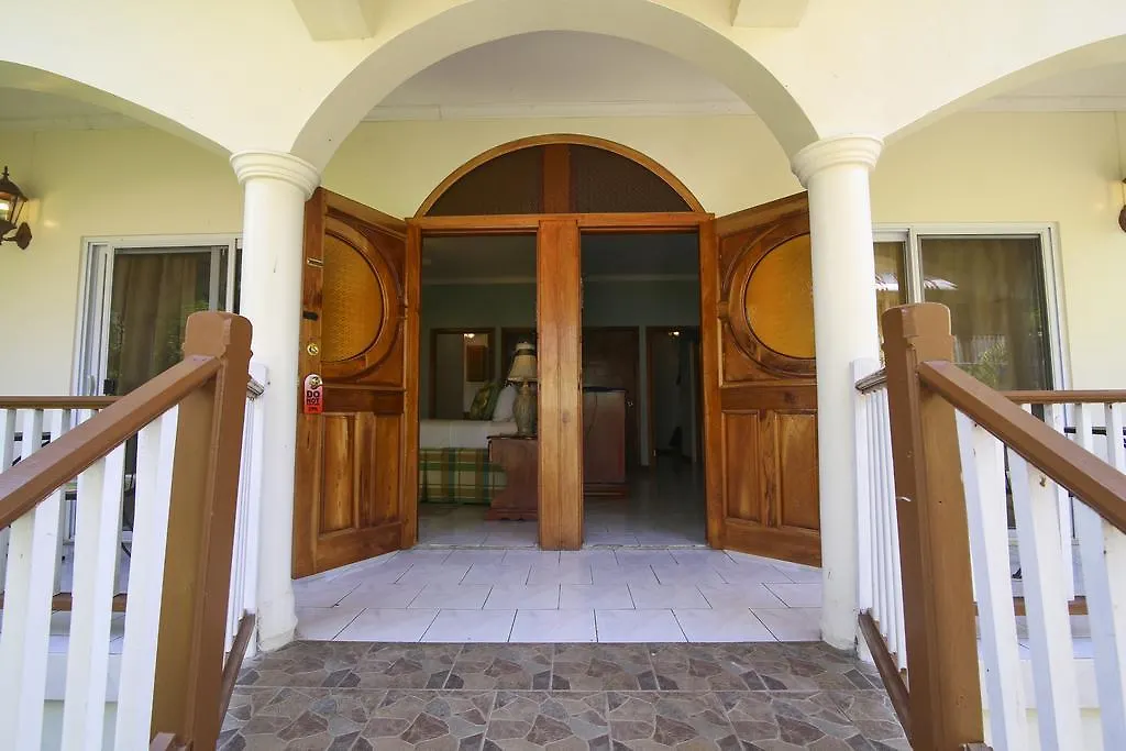 Rayon Hotel Negril 4*,  Jamaica