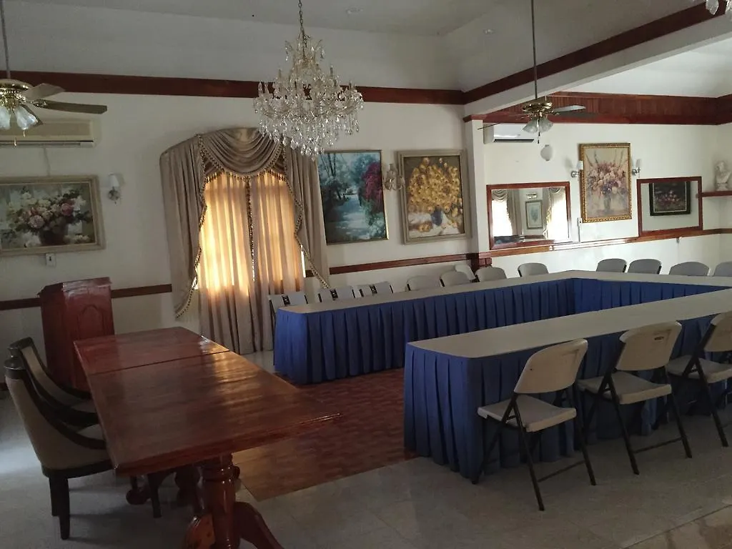 Rayon Hotel Negril 4*,