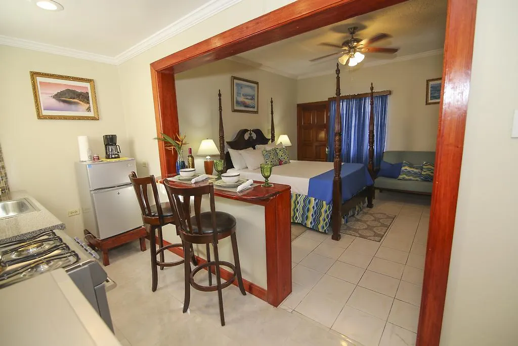 Rayon Hotel Negril